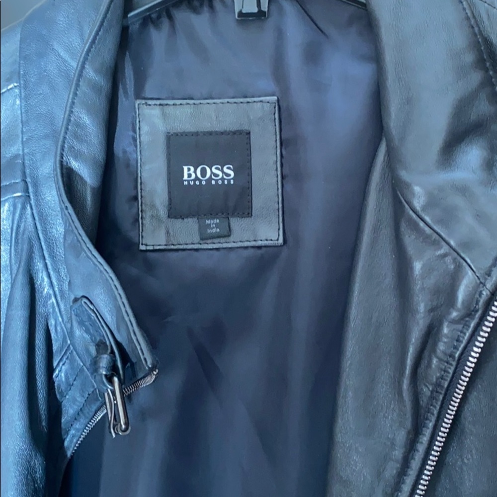 Hugo Boss Men’s blue leather moto jacket size 46R
